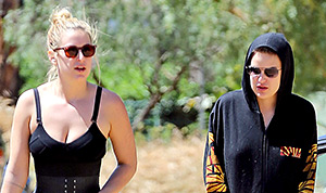 1428602674_scout tallulah willis 300