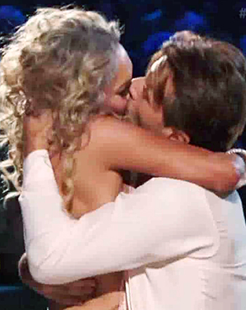 1430838731_robert herjavec kym johnson kiss 441