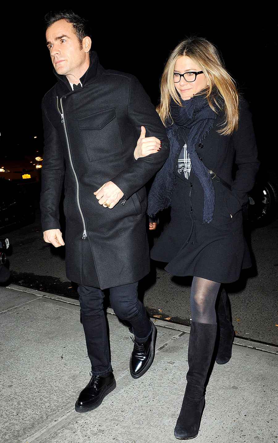 1438882489_justin theroux jennifer aniston november 2014 zoom