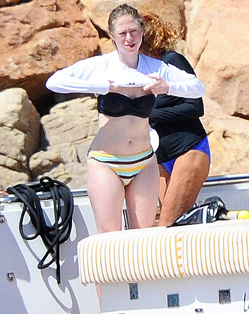 1439935800_chelsea clinton 441