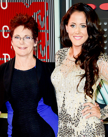 1441045301_486056168_barbara evans jenelle evans 350