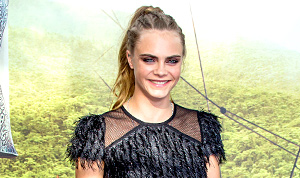 1442851803_cara delevingne 300