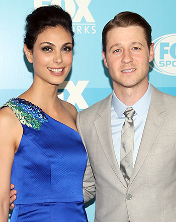 1443441618_morena baccarin benjamin mckenzie 441