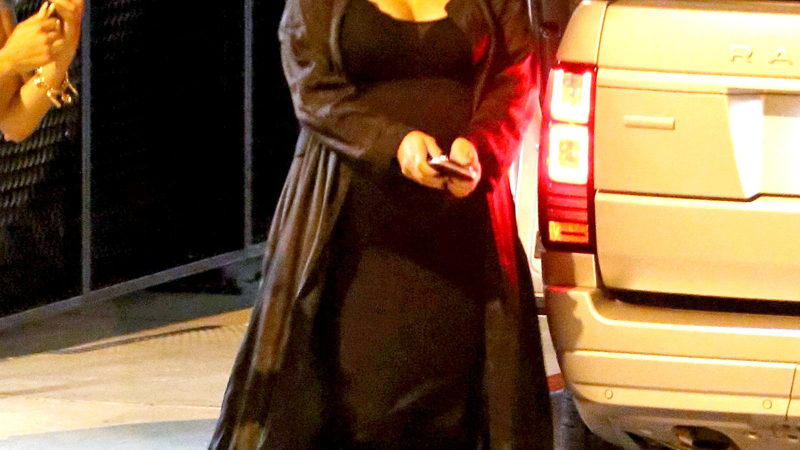 Kim Kardashian has dinner at Bandera with Kanye West and Kris Jenner