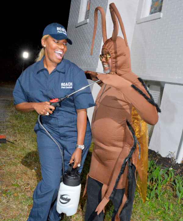 NeNe Leakes Dresses as ‘Roach Pest Patrol’ Following Kim Zolciak Feud