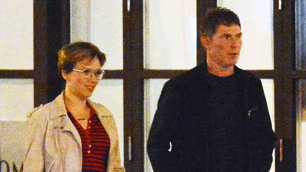 Scarlett Johansson Bobby Flay