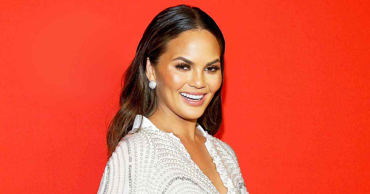 Chrissy Teigen reveals she is pregnant, shows off baby bump - Los Angeles  Times