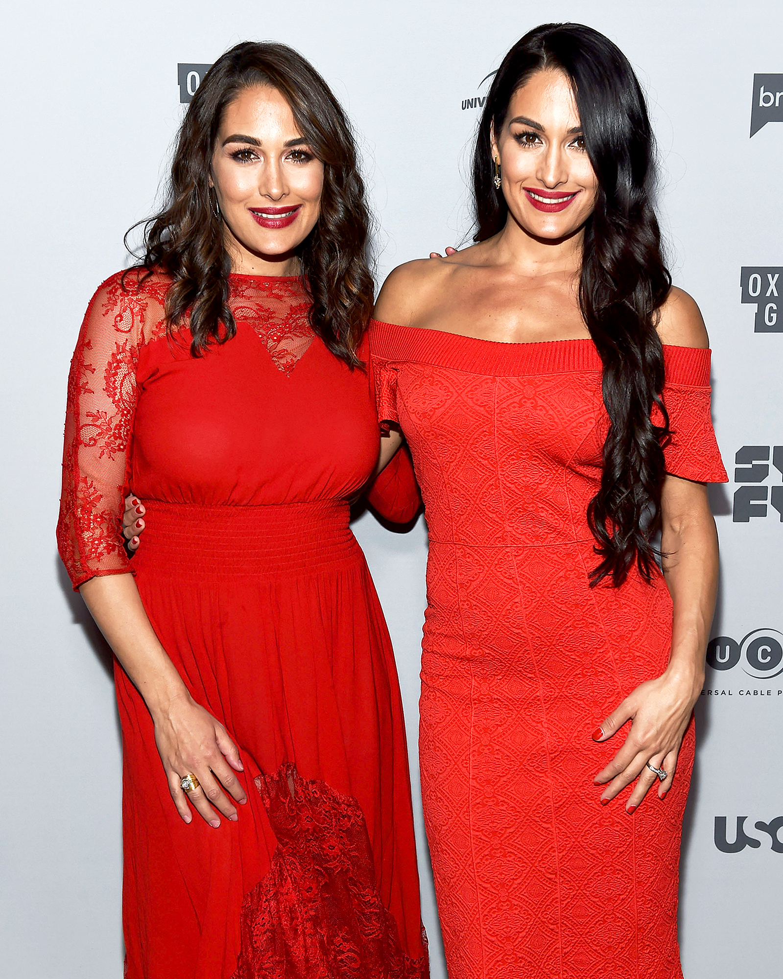 Brie Bella and Nikki Bella arrive at NBCUniversal's Press Junket at Beauty & Essex on November 13, 2017 in Los Angeles, California.