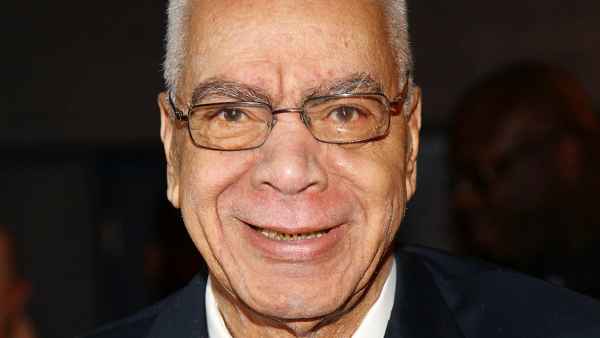 Earle Hyman dead