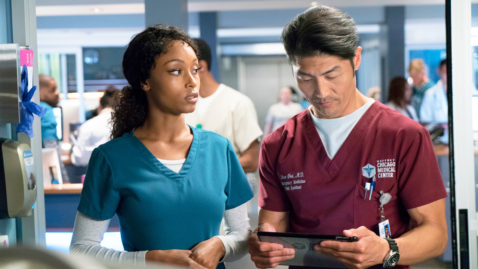Yaya DaCosta as April Sexton and Brian Tee as Ethan Choi on ‘Chicago Med‘