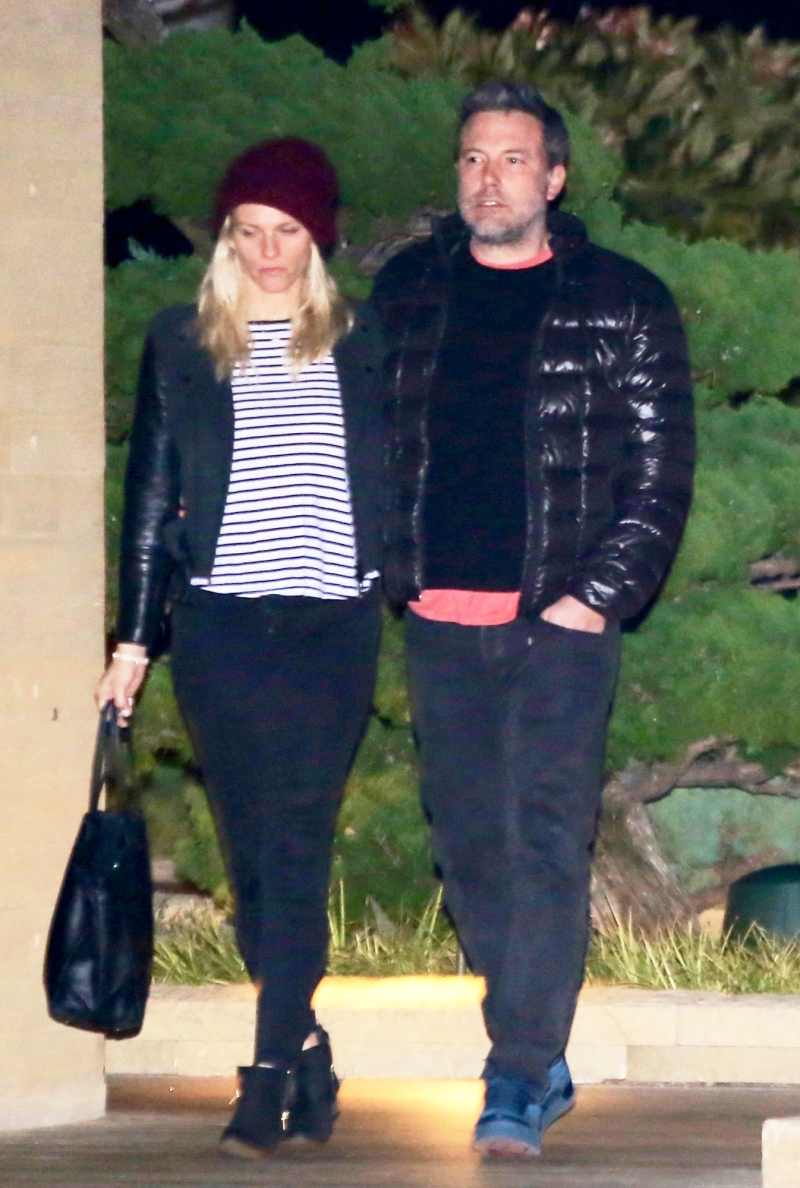 en Affleck takes his girlfriend Lindsay Shookus for a romantic dinner at Nobu in Malibu, California on December 26, 2017.