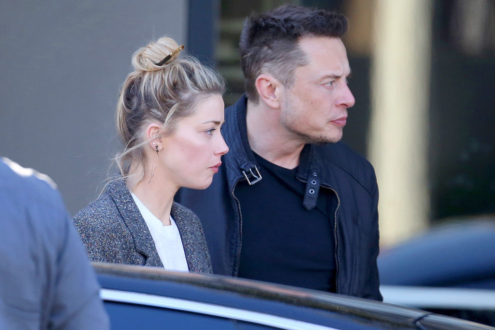 Elon Musk Kisses Amber Heard Goodbye After Lunch Date Pics