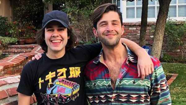 Josh Peck visits the 'Drake and Josh' House after its listed for sale.