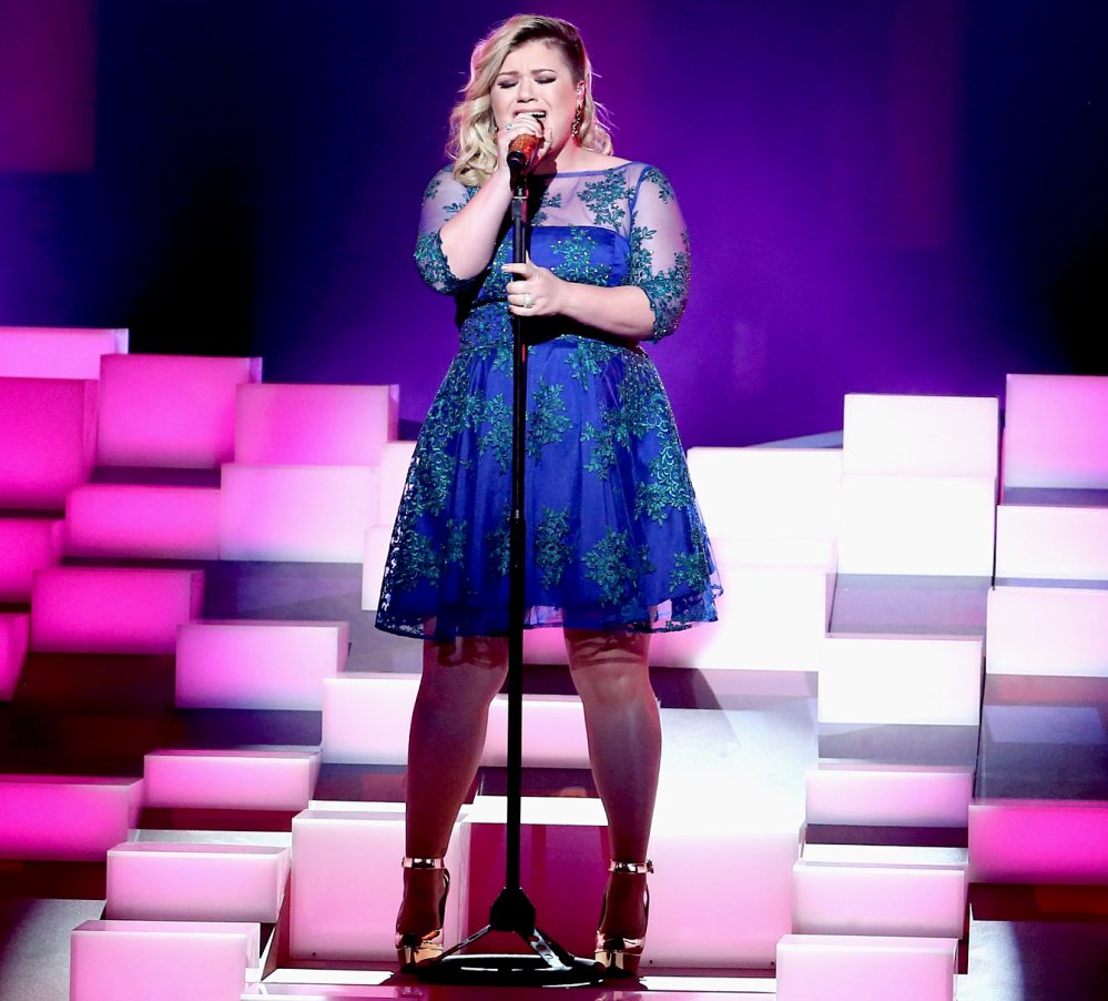 Kelly-Clarkson-The-Voice