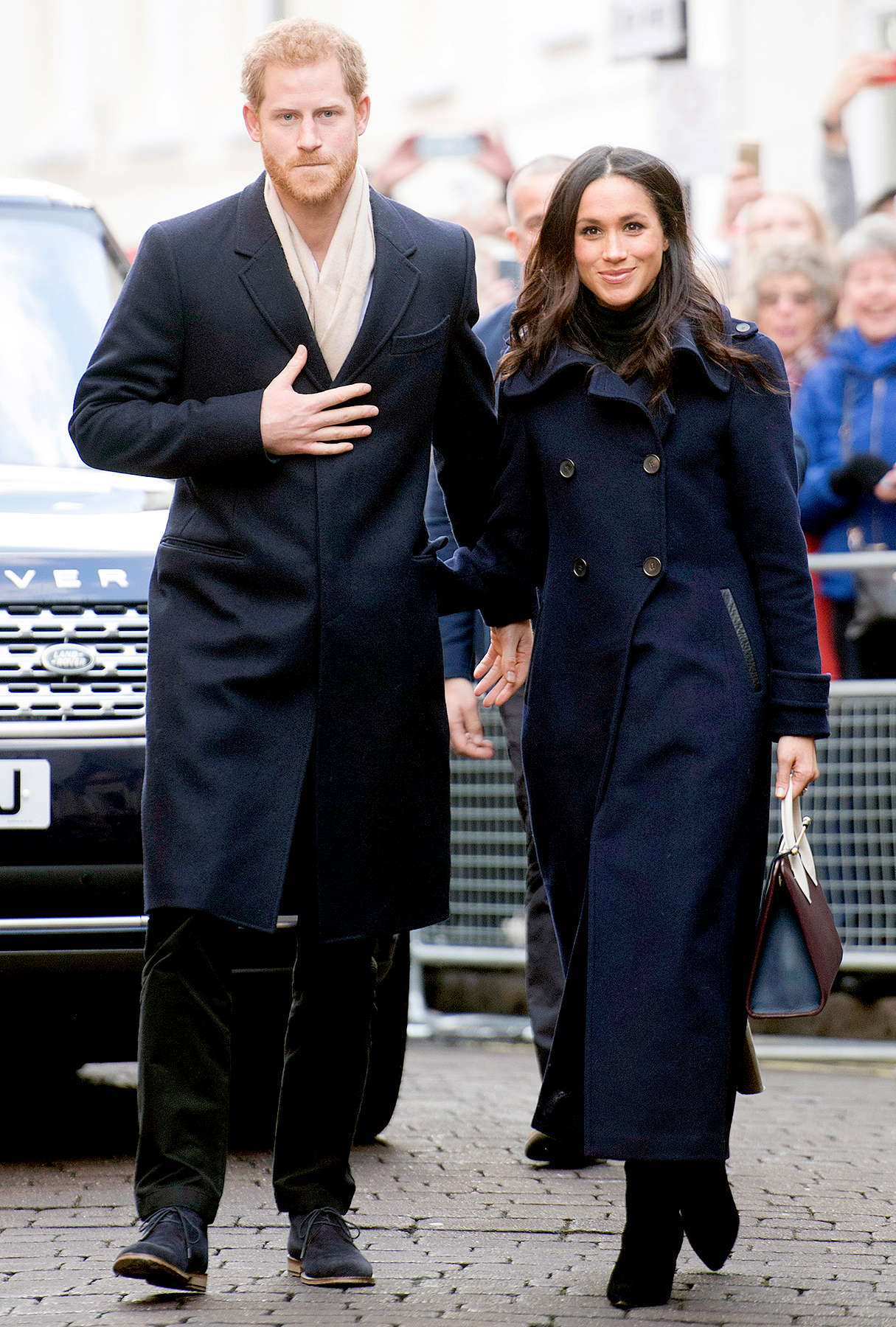 prince-harry-meghan-markle-family-upset