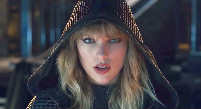 Taylor Swift in trailer for her Reputation stadium tour