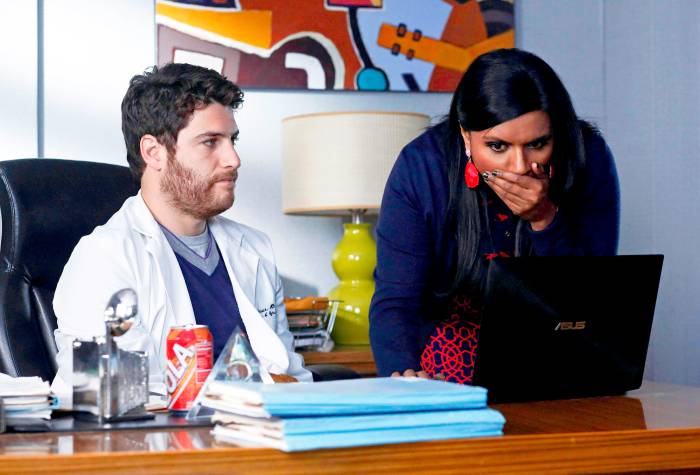 Adam Pally as Peter and Mindy Kaling as Mindy Lahiri in 'Mindy Project'