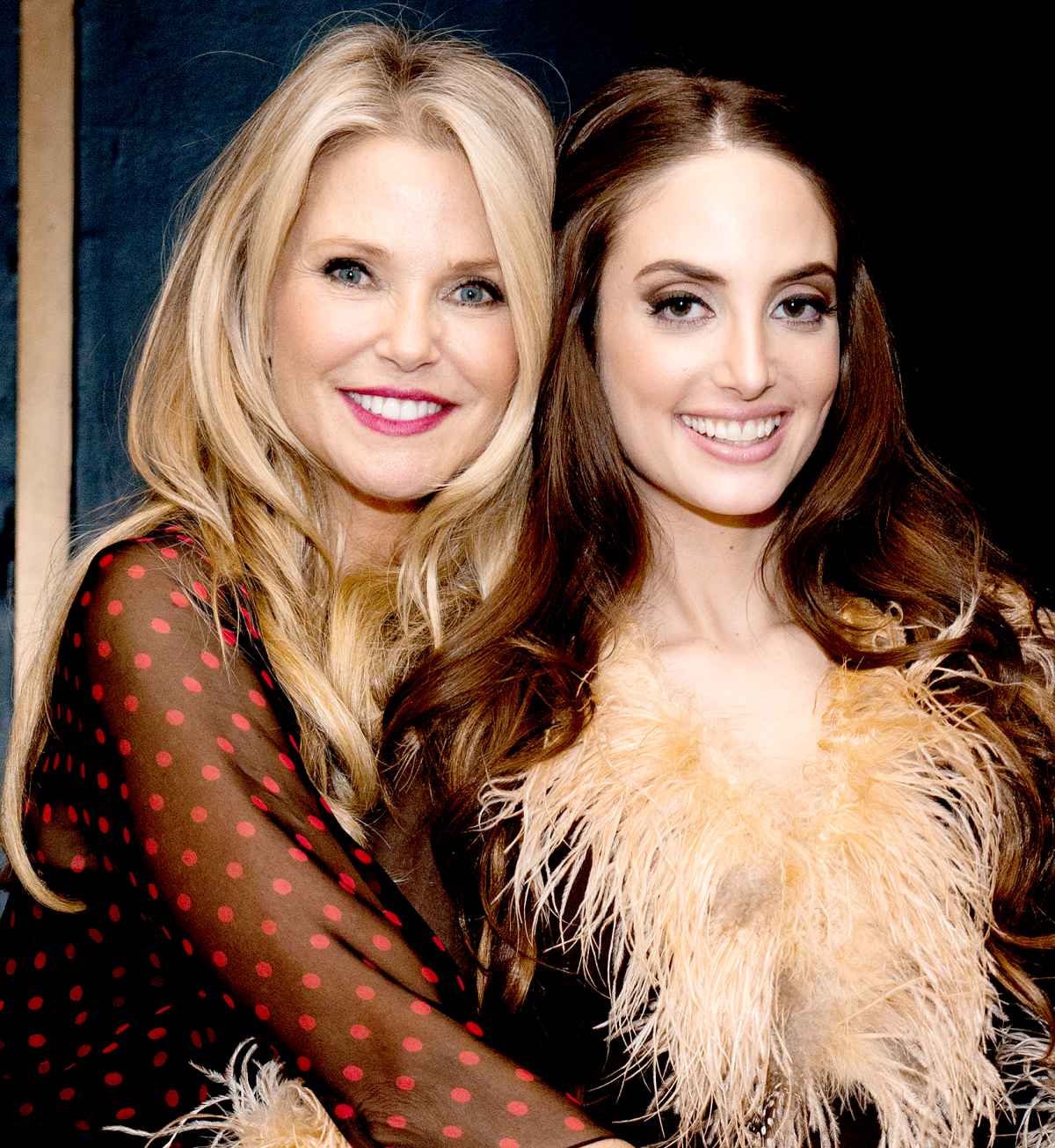 hul Møde kurve Christie Brinkley Reacts to Daughter Alexa Ray Joel's Engagement