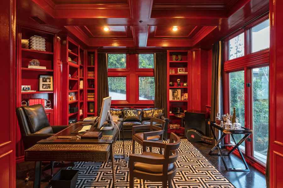 Dorit Kemsley mansion