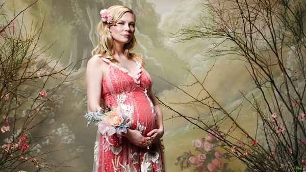 Kirsten Dunst Confirms Pregnancy in New Rodarte Campaign