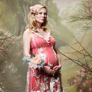 Kirsten Dunst Confirms Pregnancy in New Rodarte Campaign