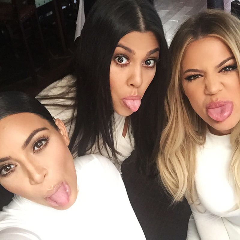 Stars Eating Out Kim Kardashian Kourtney Kardashian Khloe Kardashian Casa Escobar July 2015