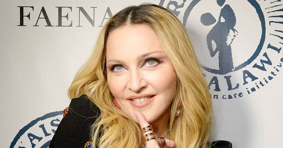 Madonna's Louis Vuitton campaign <3  Madonna photos, Madonna, Madonna  pictures