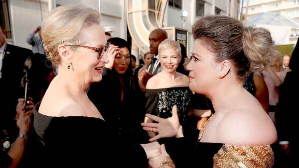 meryl-streep-kelly-clarkson-globes