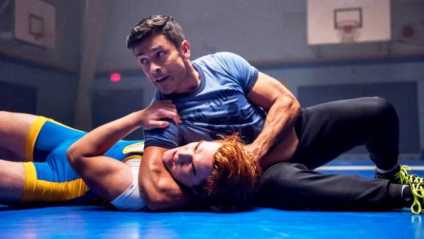 KJ Apa as Archie and Mark Consuelos as Hiram in ‘Riverdale‘