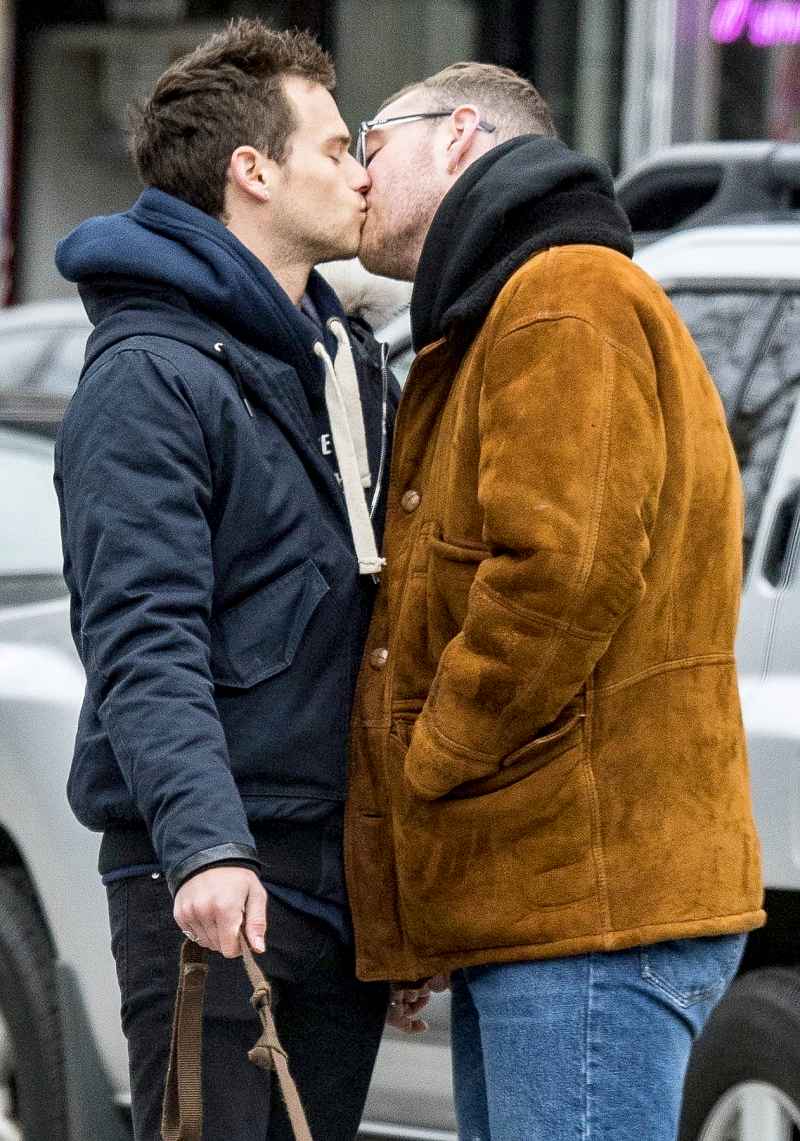 Sam-Smith-Brandon-Flynn-kiss