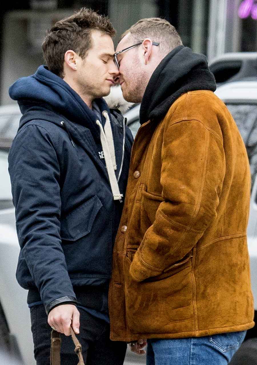 Sam-Smith-Brandon-Flynn-kiss