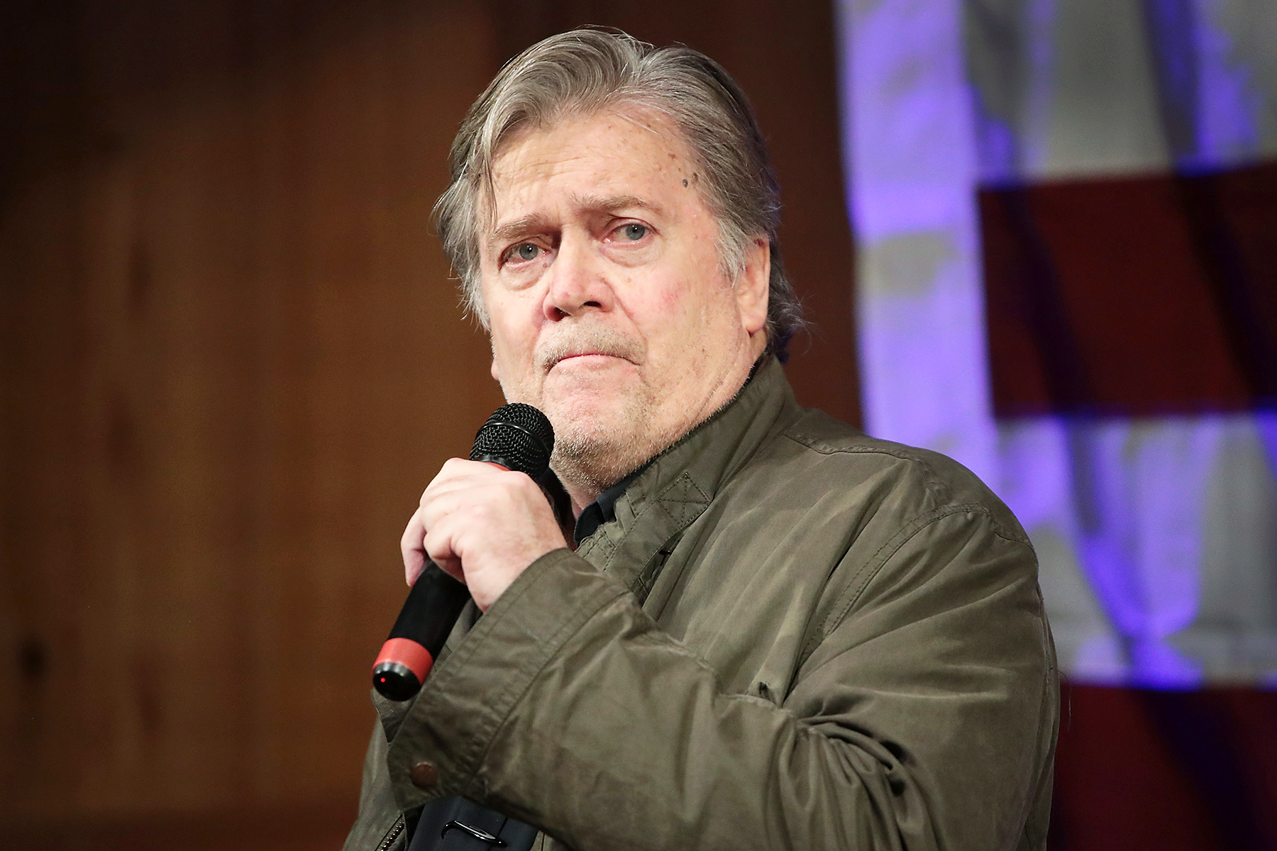 Steve Bannon Steps Down Breitbart News