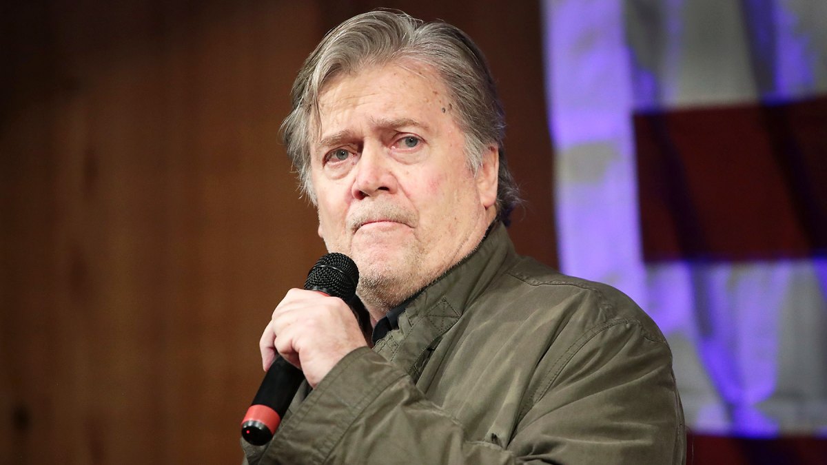 Steve Bannon Steps Down Breitbart News
