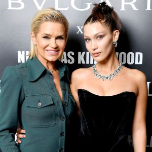 Yolanda-and-Bella-Hadid-anxiety