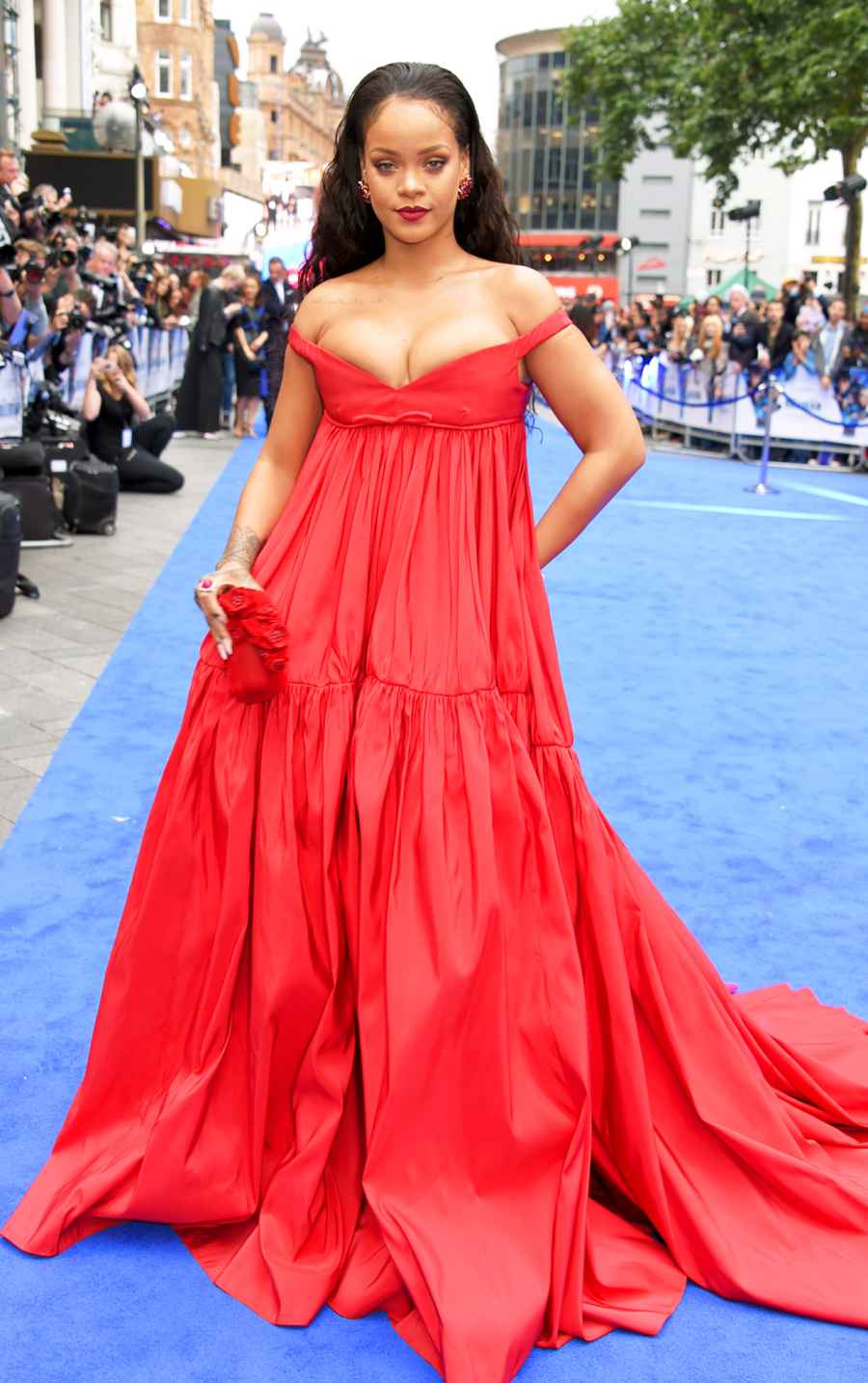 Rihanna attends the European Premiere of 