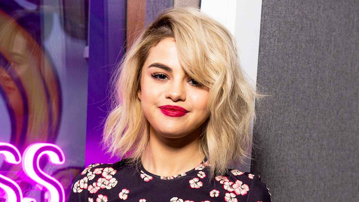 Selena Gomez visits Kiss FM's studio in London on December 4, 2017.