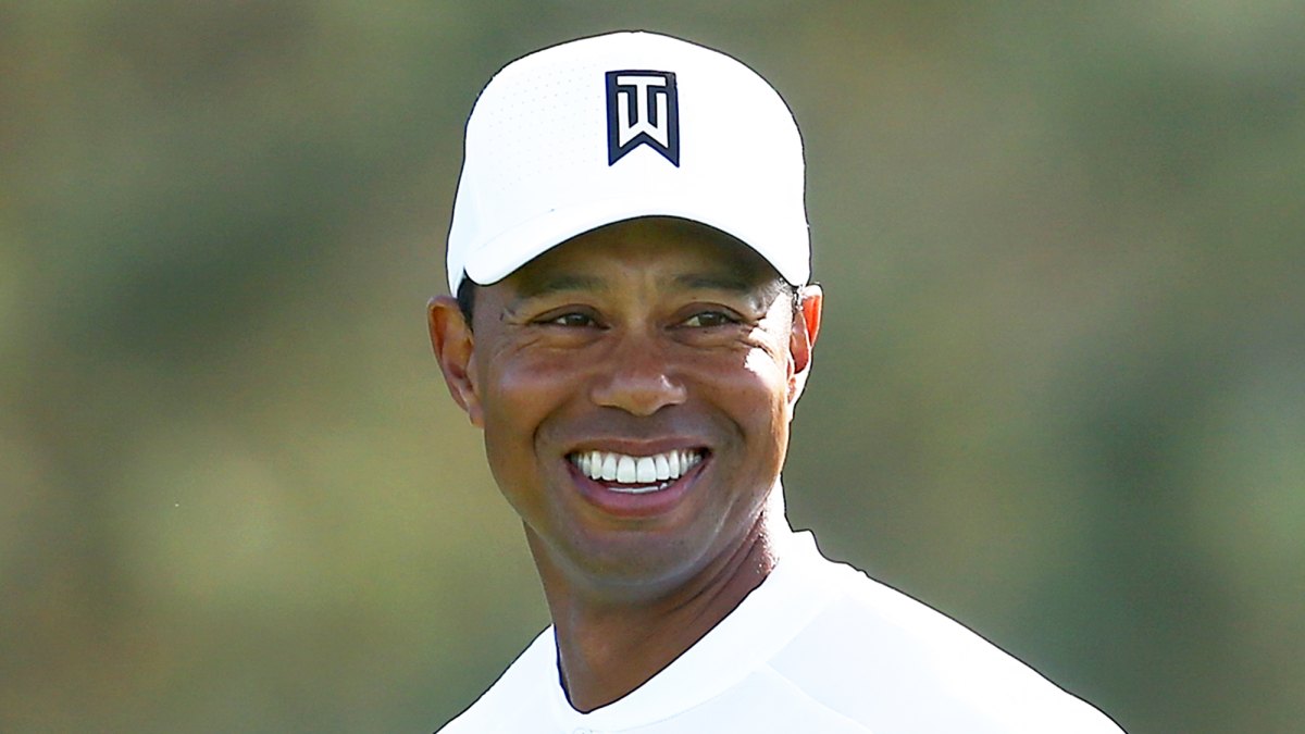 Tiger Woods during the third round of the Farmers Insurance Open at Torrey Pines South on January 27, 2018 in San Diego, California.