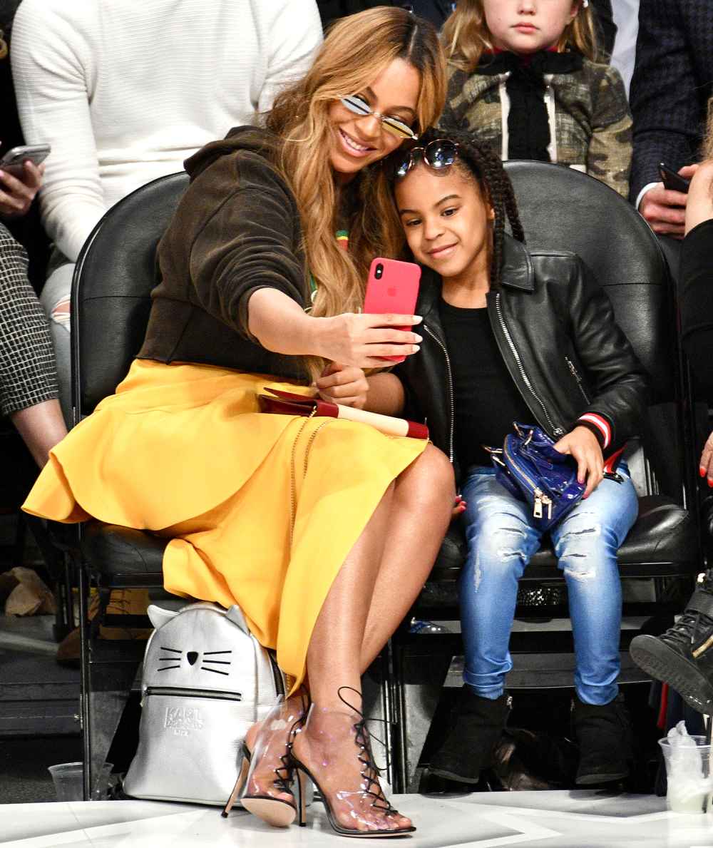 beyonce-blue-ivy-selfie