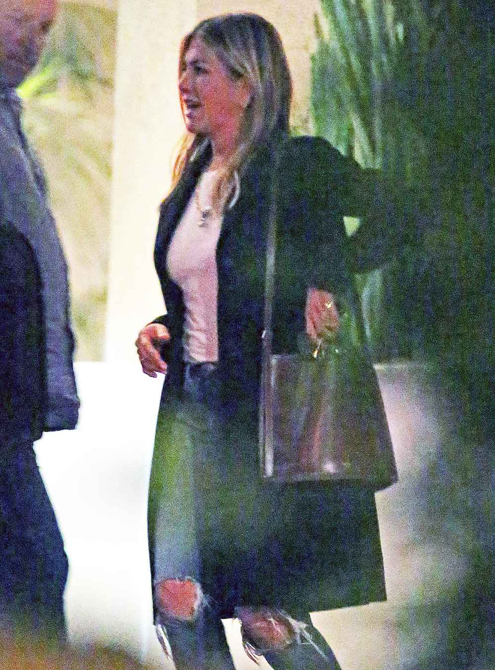 Jennifer Aniston no ring