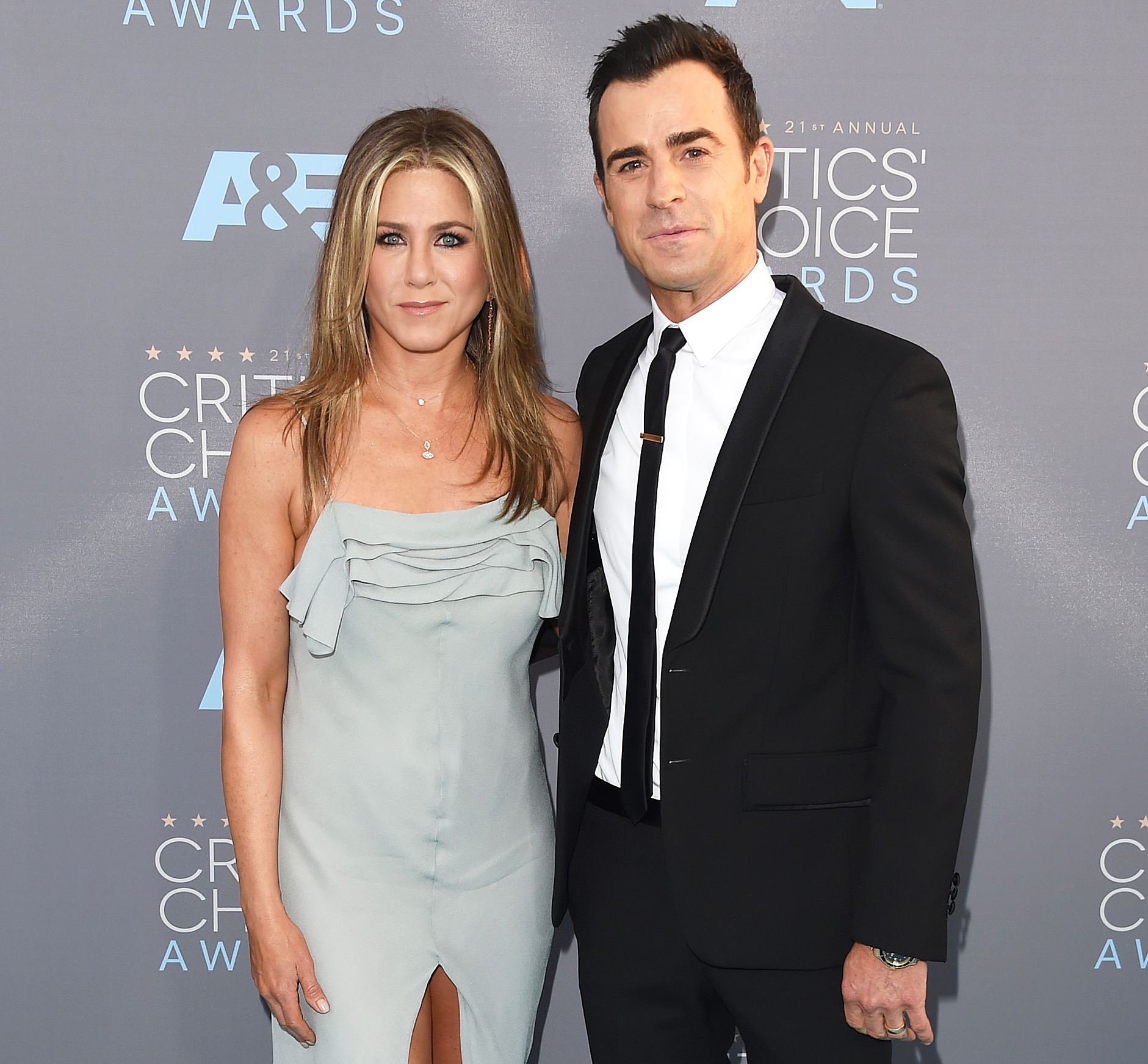 Justin Theroux Returns to Instagram After Jennifer Aniston Split