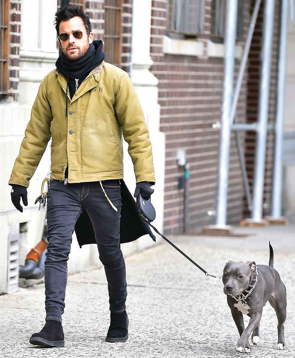 Justin Theroux alone Valentines Day