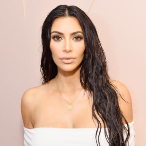 kim-kardashian ziip device age spots