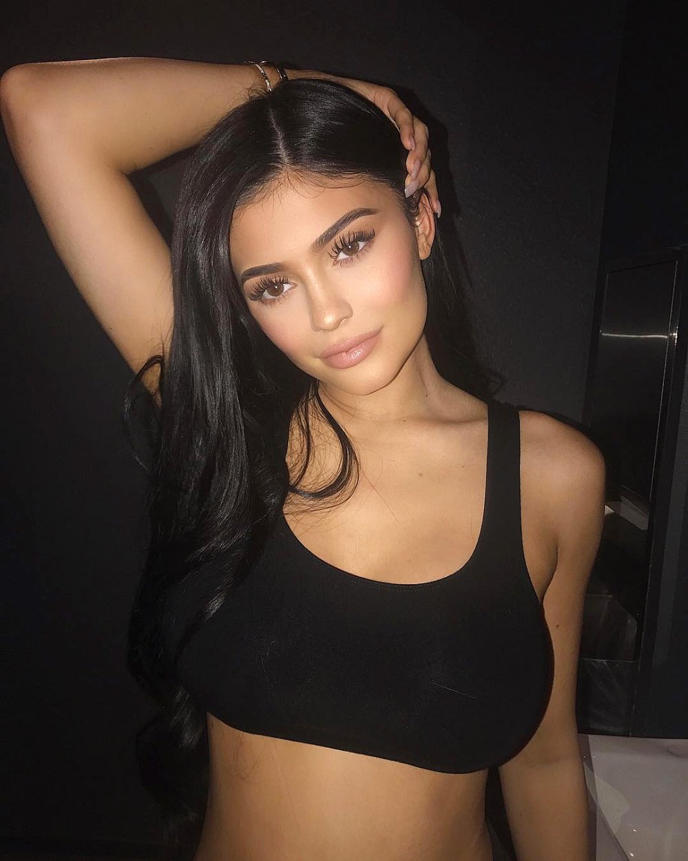 Kylie Jenner, Baby, Daughter, Twitter