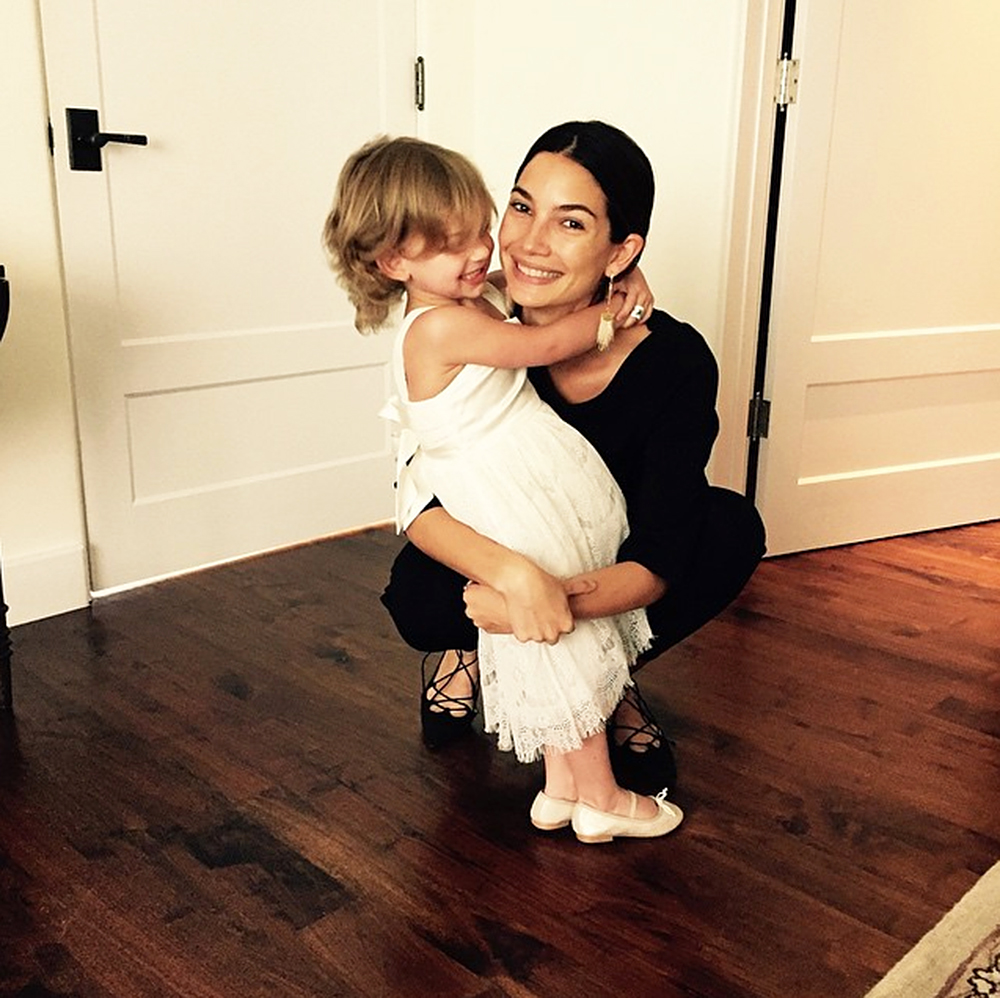 Young Hollywood Moms Lily Aldridge Dixie Pearl