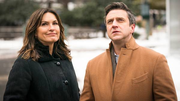 Mariska Hargitay Raul Esparza Law & Order: SVU