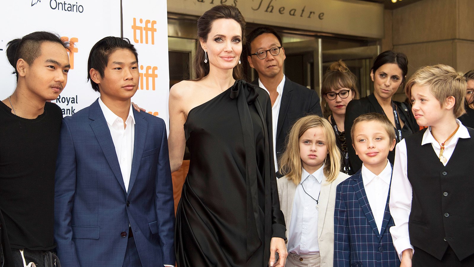 Angelina Jolie Isn’t Dating Misses Moving Around World With Kids