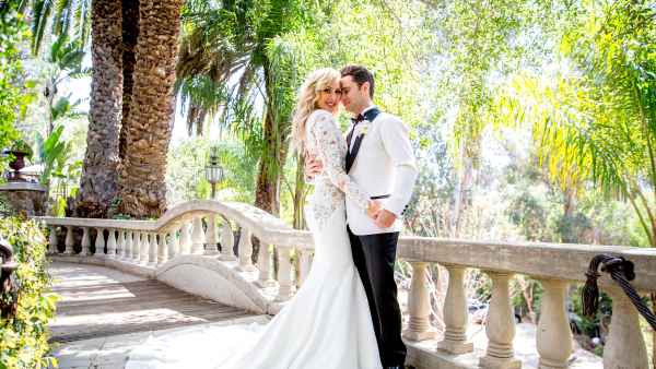 ‘Dancing With the Stars’ pros Emma Slater and Sasha Farber