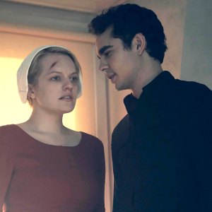 handmaids-tale-nick-and-offred