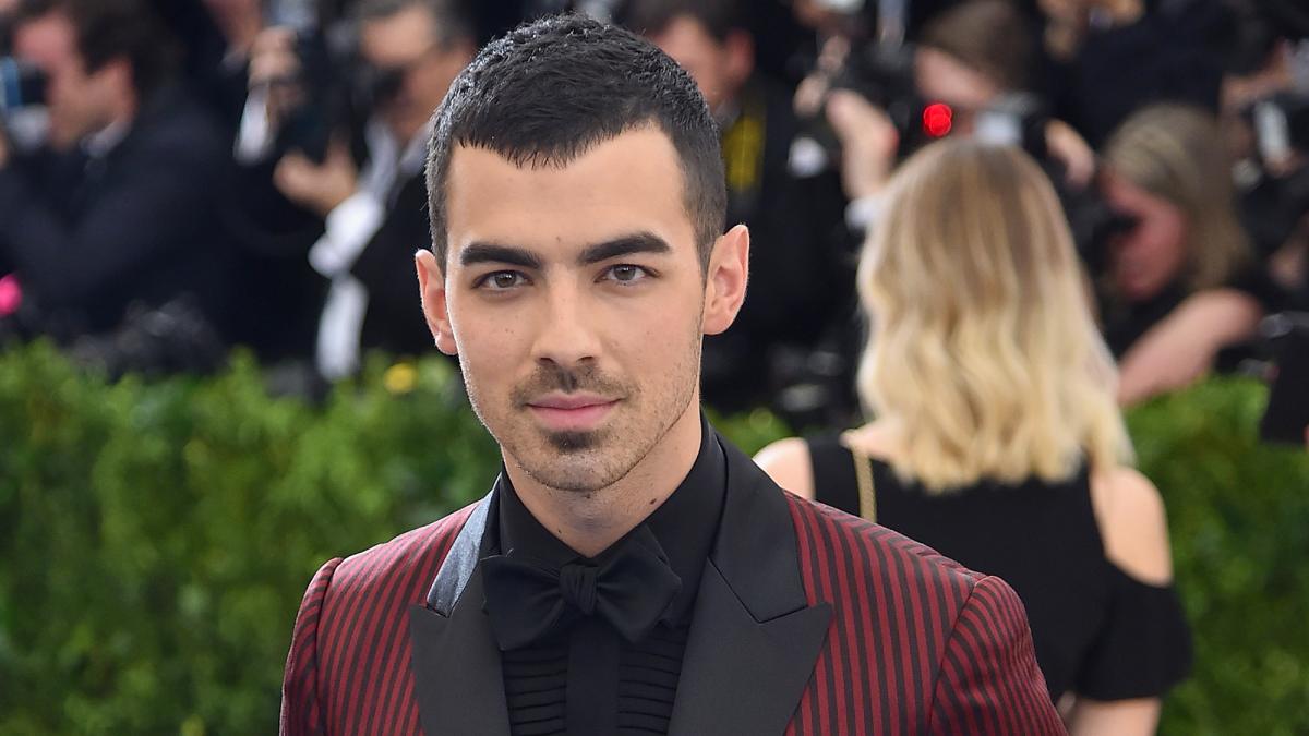 Joe Jonas new tattoo