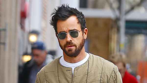 Justin Theroux no ring